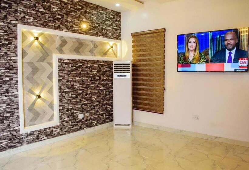 Ocean Park Hotel,lekki Phase 1