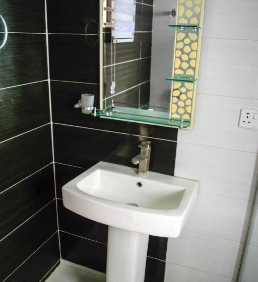 Ocean Park Hotel,lekki Phase 1