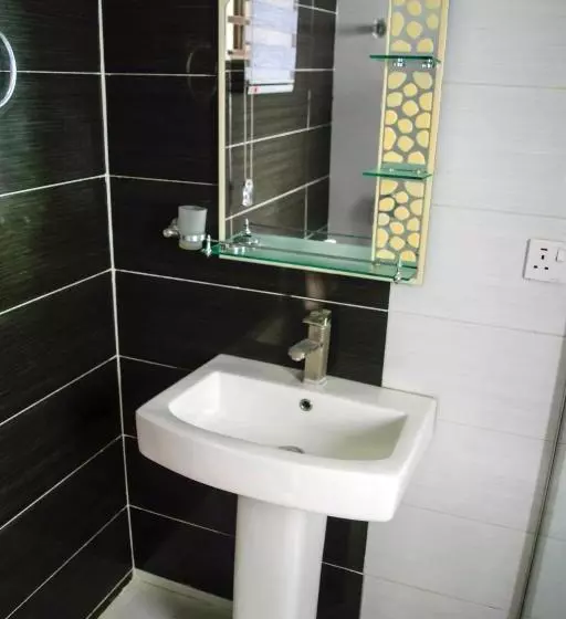 Ocean Park Hotel,lekki Phase 1