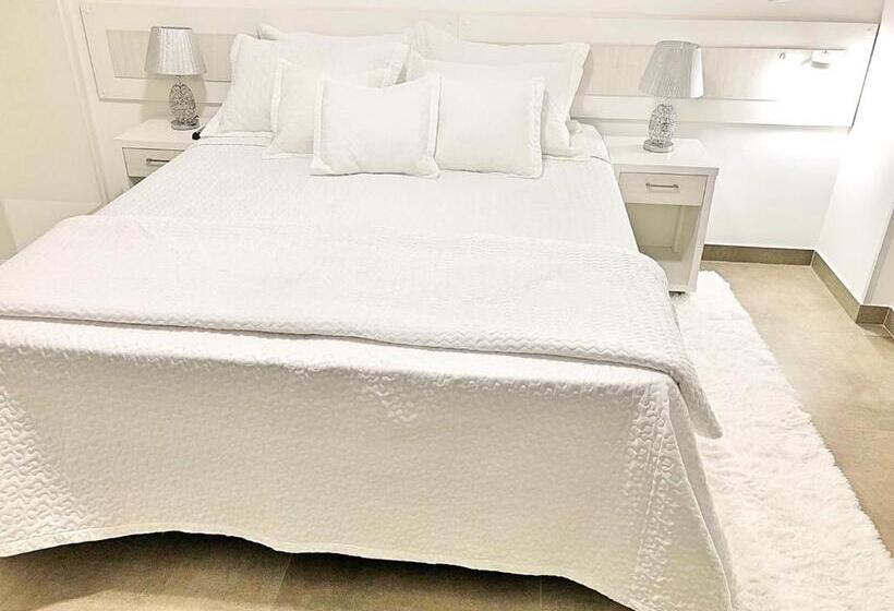 بنسيون Casa Das Flores