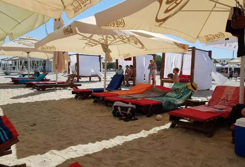 Majatalo Eros Beach Resort