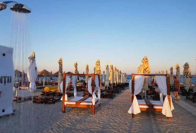 Majatalo Eros Beach Resort