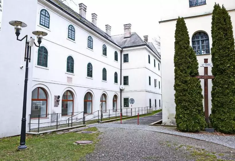 ペンション Historický Pútnický Dom