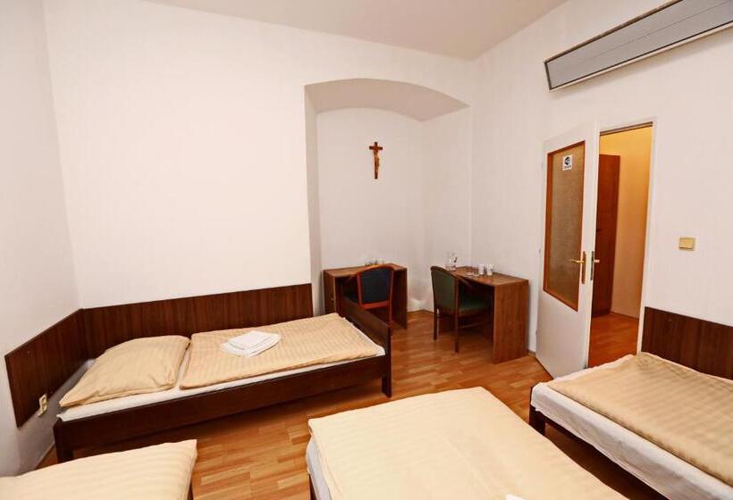 Pensió Historický Pútnický Dom