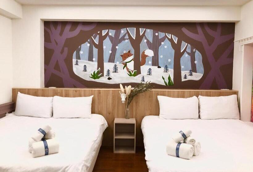 پانسیون Kaohsiung Time S