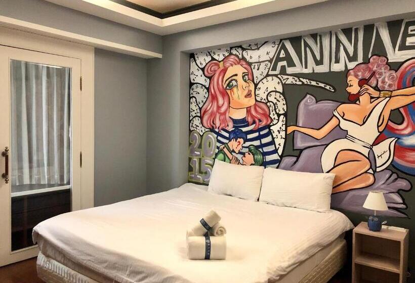 پانسیون Kaohsiung Time S