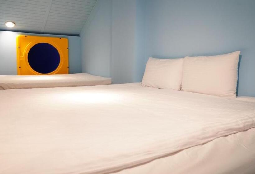 پانسیون Kaohsiung Time S