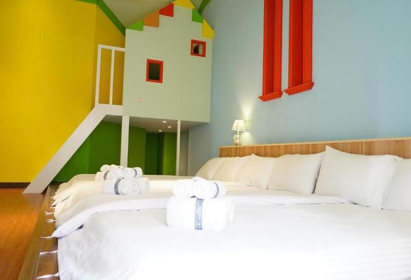 پانسیون Kaohsiung Time S