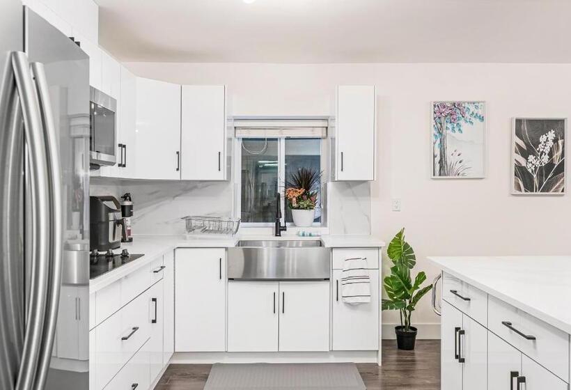 پانسیون Merv S Lodge