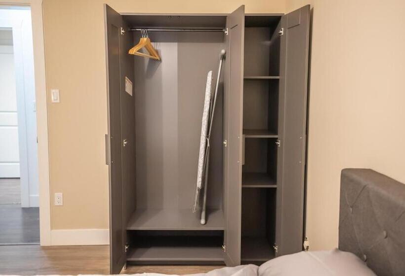 پانسیون Merv S Lodge