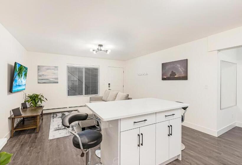 پانسیون Merv S Lodge