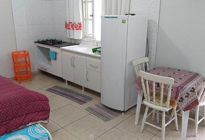 פנסיון Pousadinha Guaratuba