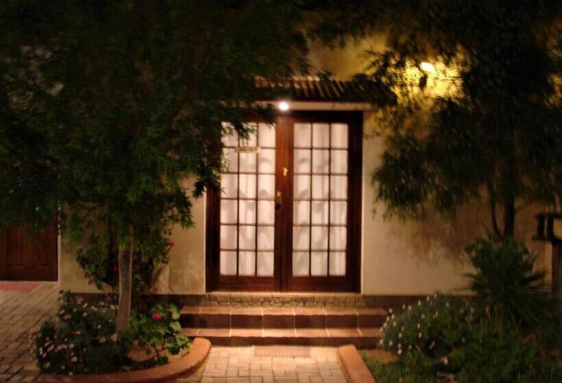 پانسیون Room In Bb Room For 6 Amarachi Guesthouse Spitzkoppe