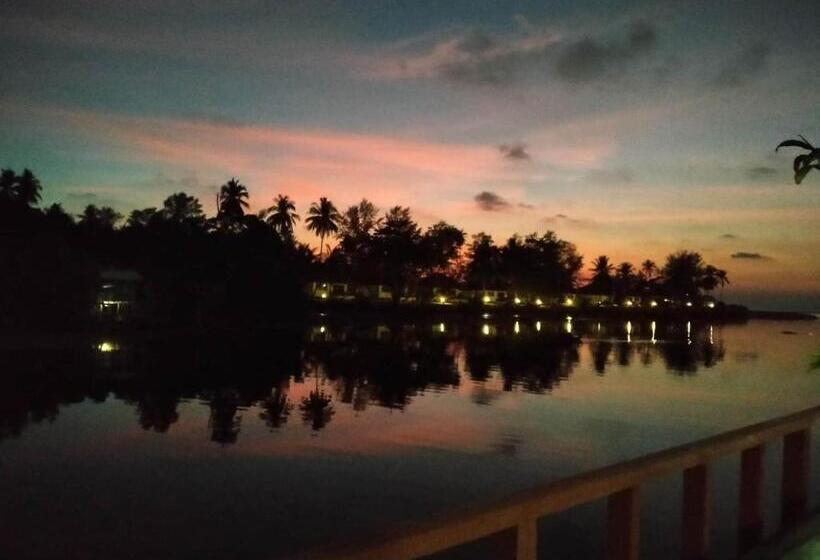 Majatalo Sapparot Bar & Bungalows