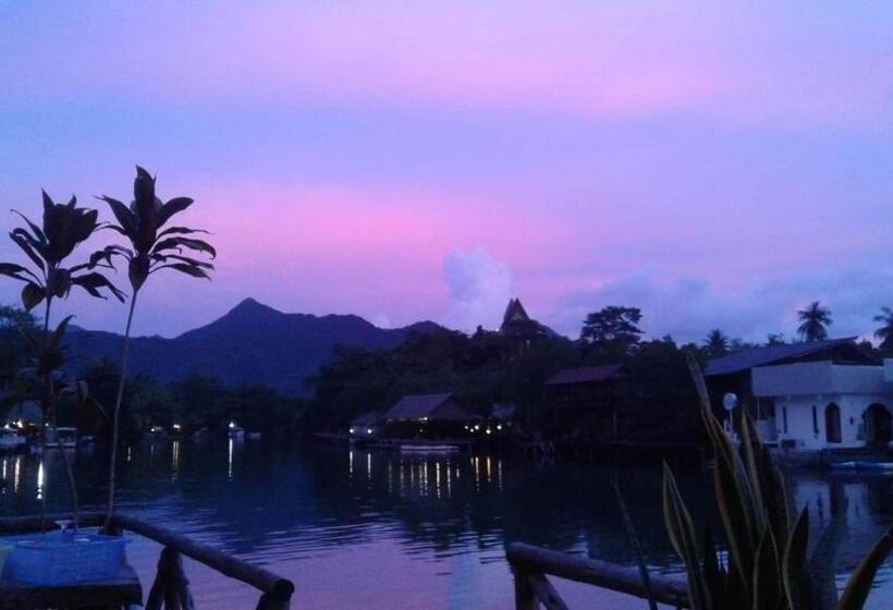 Majatalo Sapparot Bar & Bungalows