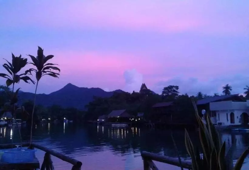 Majatalo Sapparot Bar & Bungalows