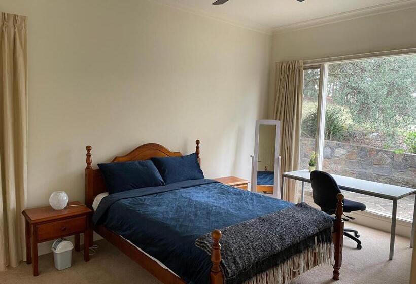 הוסטל 6 Bdrs Villa With Pool & Tennis Court