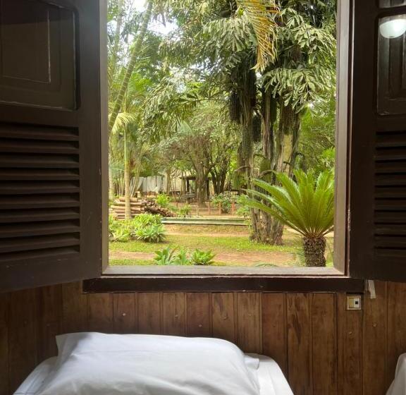 旅馆 Pousada Cata Branca