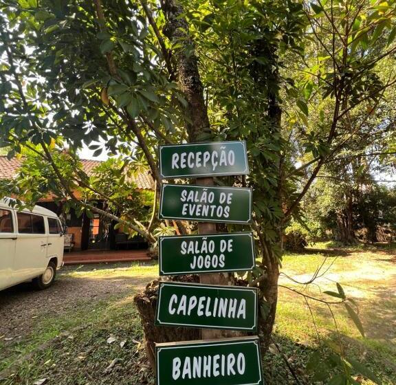 旅馆 Pousada Cata Branca