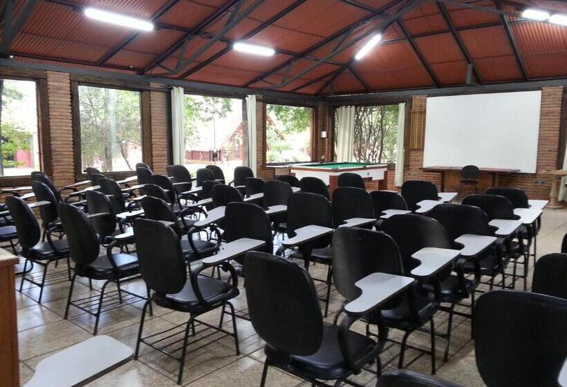 旅馆 Pousada Cata Branca