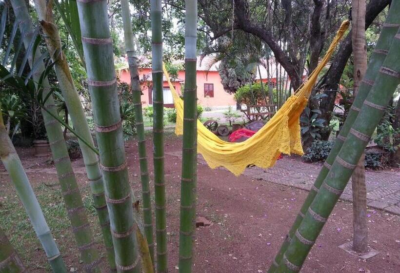 旅馆 Pousada Cata Branca