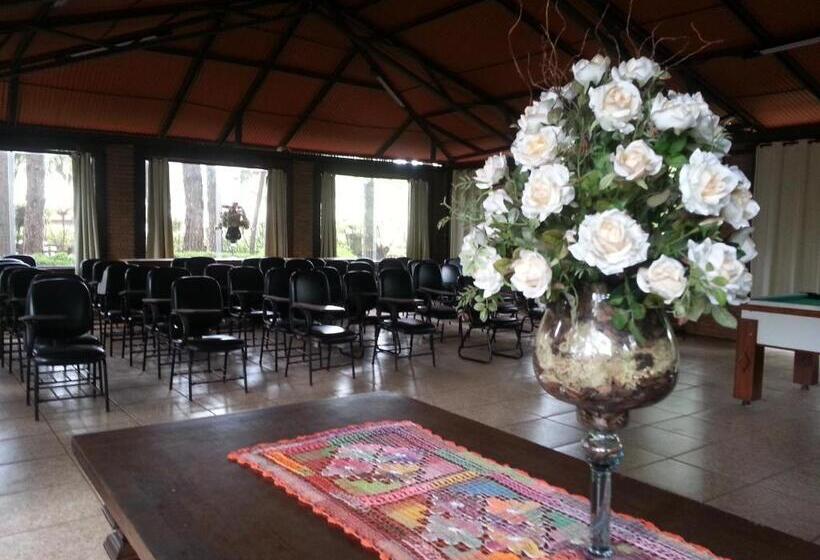 旅馆 Pousada Cata Branca