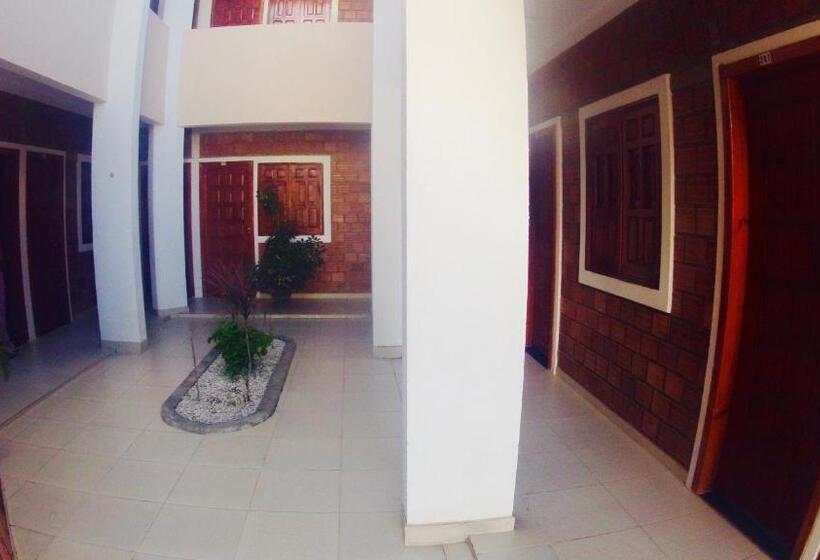 Retkeilymaja Pousada Ilha Mar