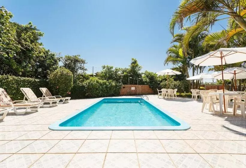 ユースホステル Pousada Residencial Alamandas