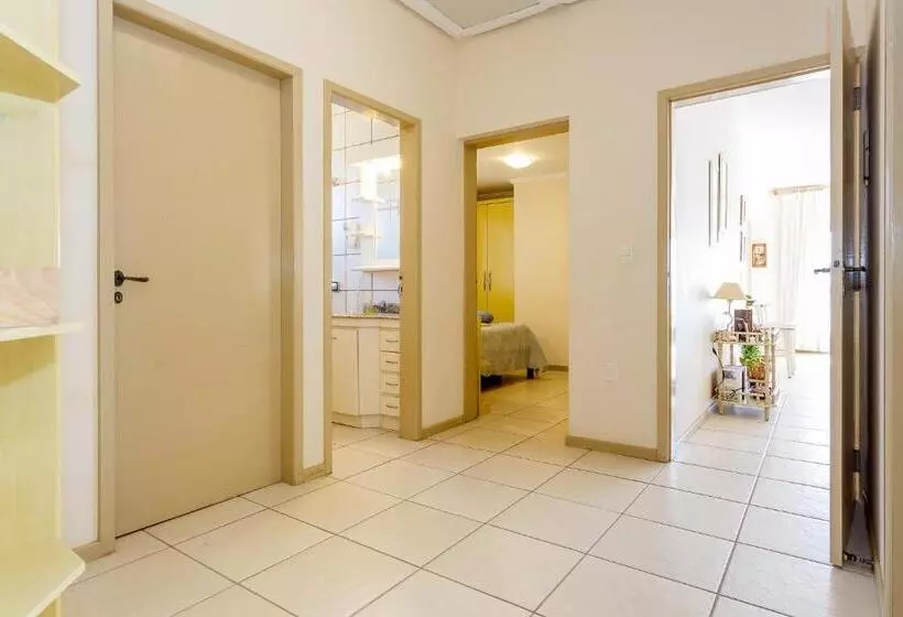 ユースホステル Pousada Residencial Alamandas