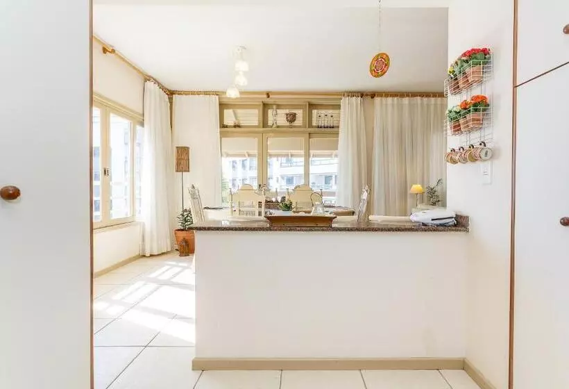ユースホステル Pousada Residencial Alamandas