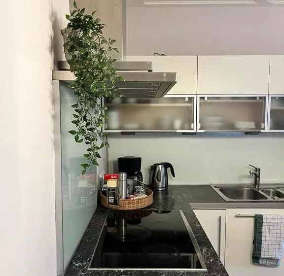ユースホステル Taferne In Köstendorf   Ferienwohnung Monteurzimmer