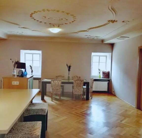 ユースホステル Taferne In Köstendorf   Ferienwohnung Monteurzimmer