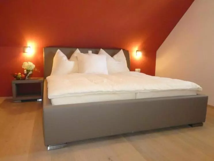 ユースホステル Taferne In Köstendorf   Ferienwohnung Monteurzimmer