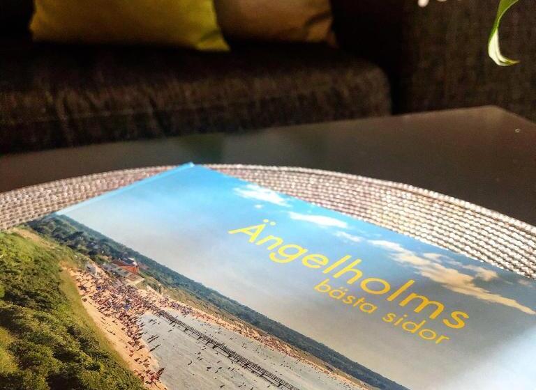 Bed And Breakfast 33