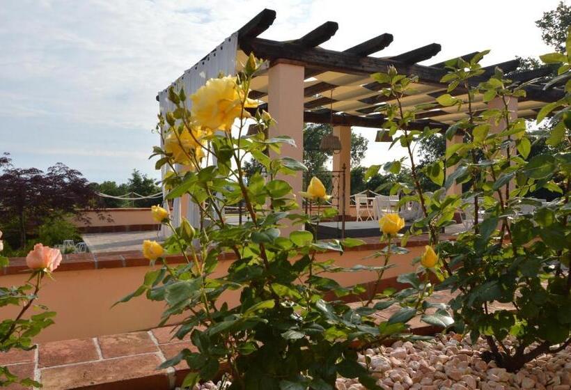 ベッドアンドブレックファースト La Collina Di Montecchio