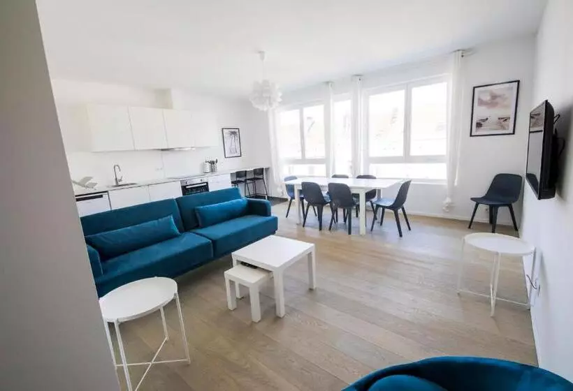 ベッドアンドブレックファースト Smart Appart   Midi