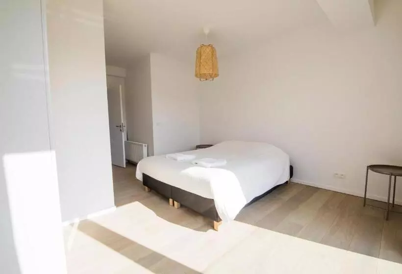 ベッドアンドブレックファースト Smart Appart   Midi