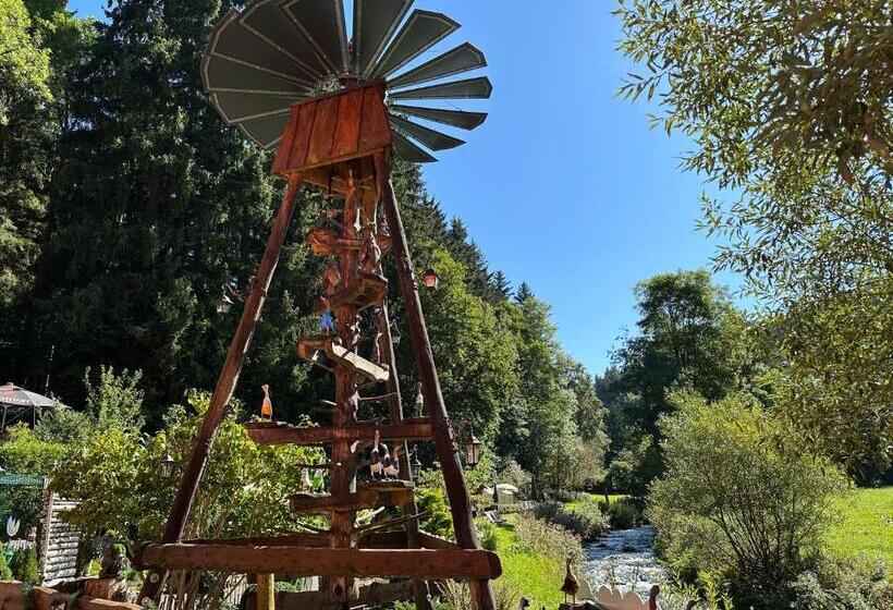 Erlebnishotel & Restaurant Fichtenhäusel Am Pöhlagrund