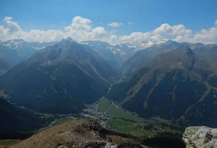 Hotelli Albergo Du Soleil