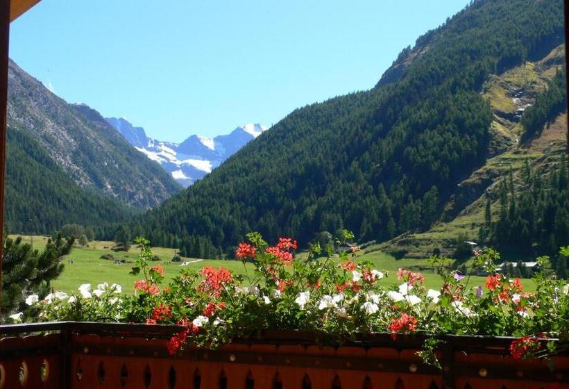 هتل Albergo Du Soleil