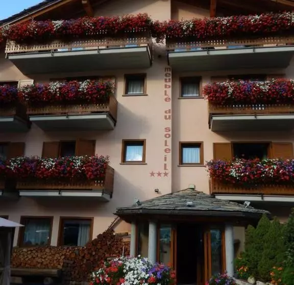 Hotelli Albergo Du Soleil