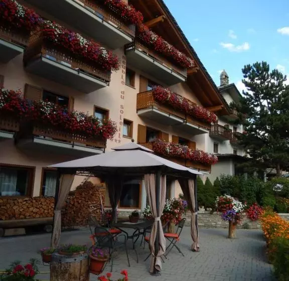 Hotelli Albergo Du Soleil