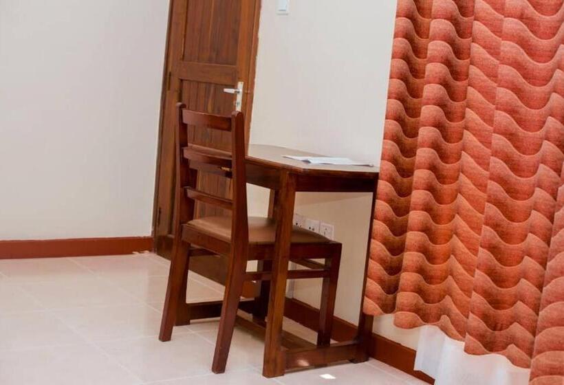 Kilimanjaro Crane Hotels & Safaris