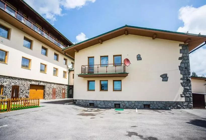 Hotelli Penzión Limba Donovaly