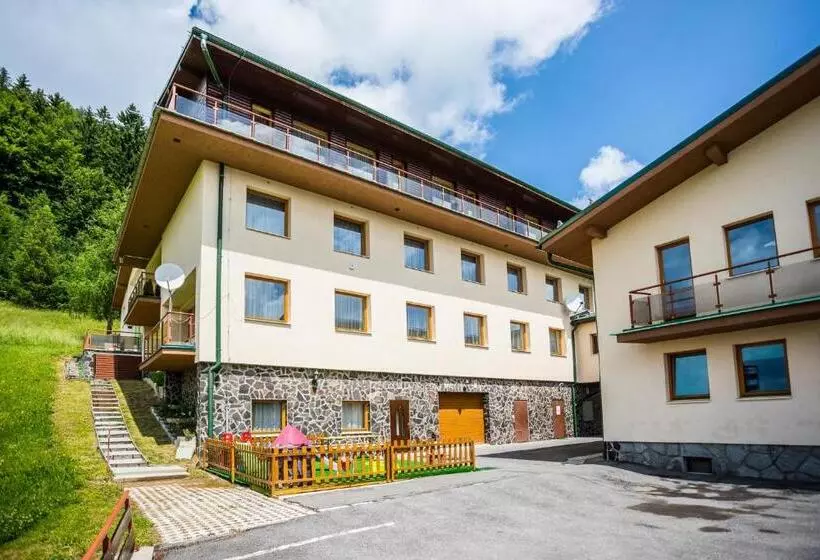Hotelli Penzión Limba Donovaly