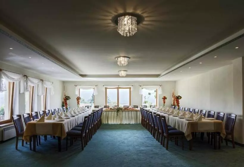 Hotelli Penzión Limba Donovaly