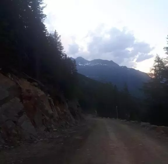 Majatalo Alpengasthof Sonneck