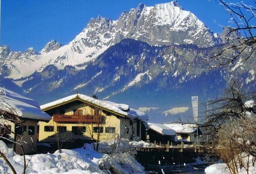 پانسیون Binderhof