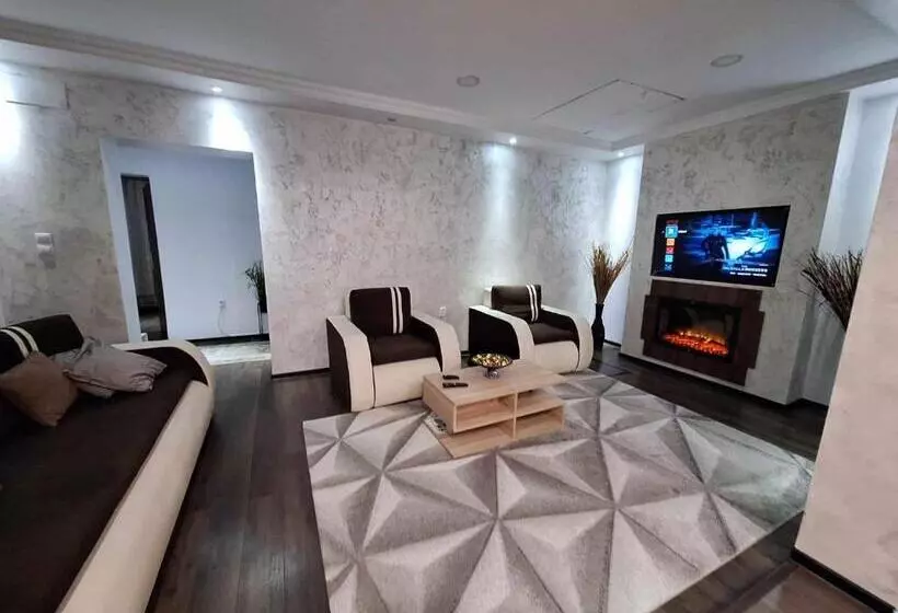 Majatalo Dominic House