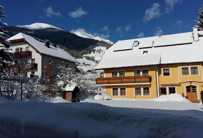 פנסיון Gästehaus Macheiner